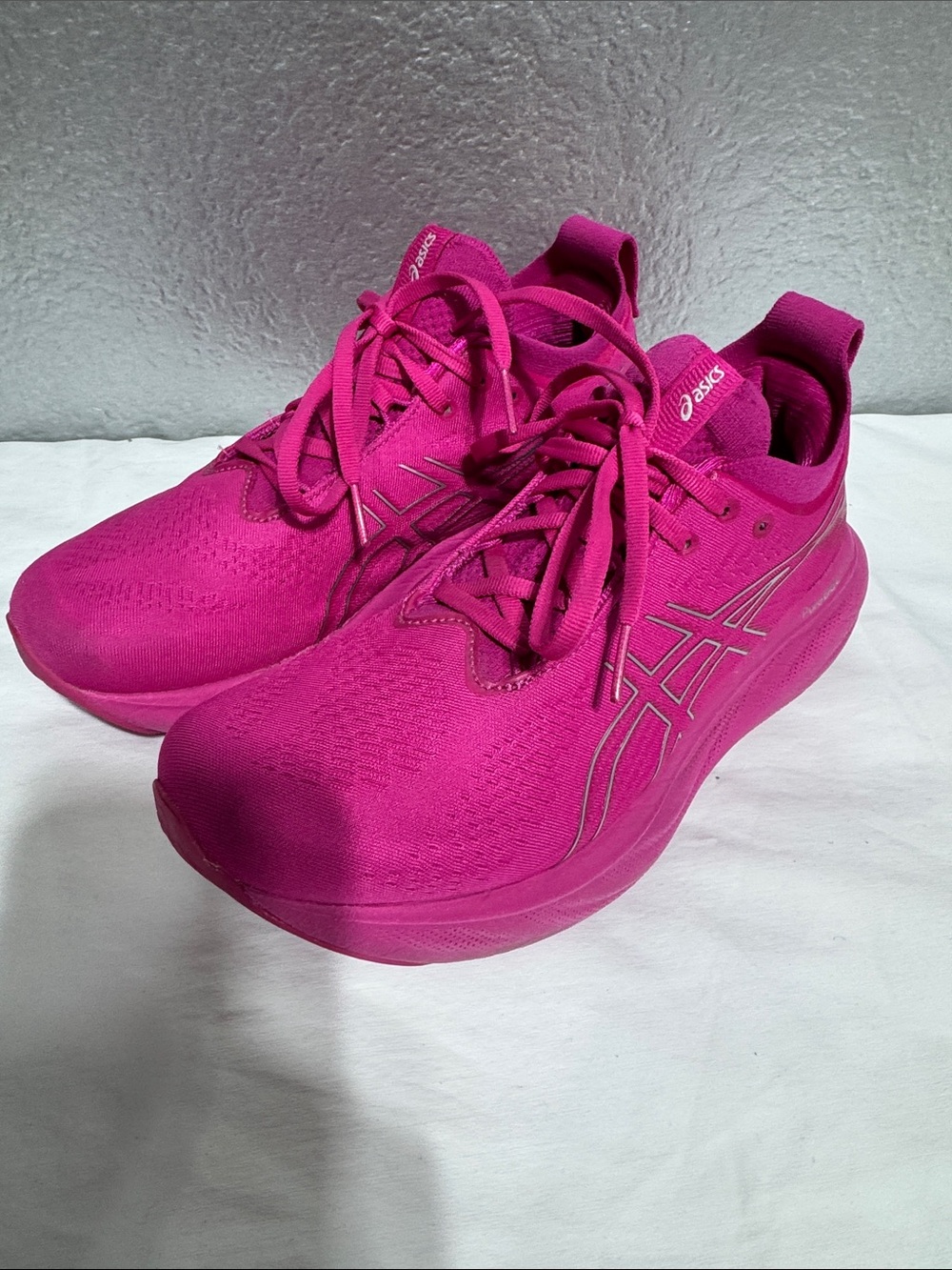 ASICS Women's Athletic Running Shoes - Fuchsia Pink